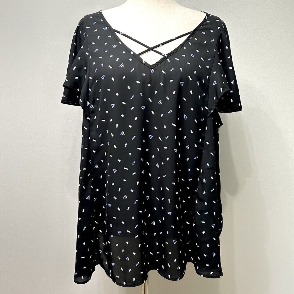 Torrid Top Women's 3 3X Black Cottagecore Boho Beachy Criss Cross Boats Flutter